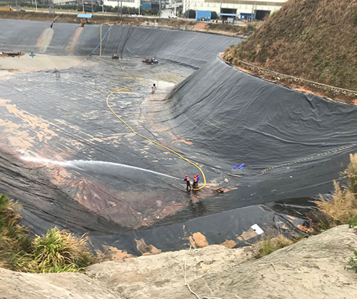 乐山废水池清理